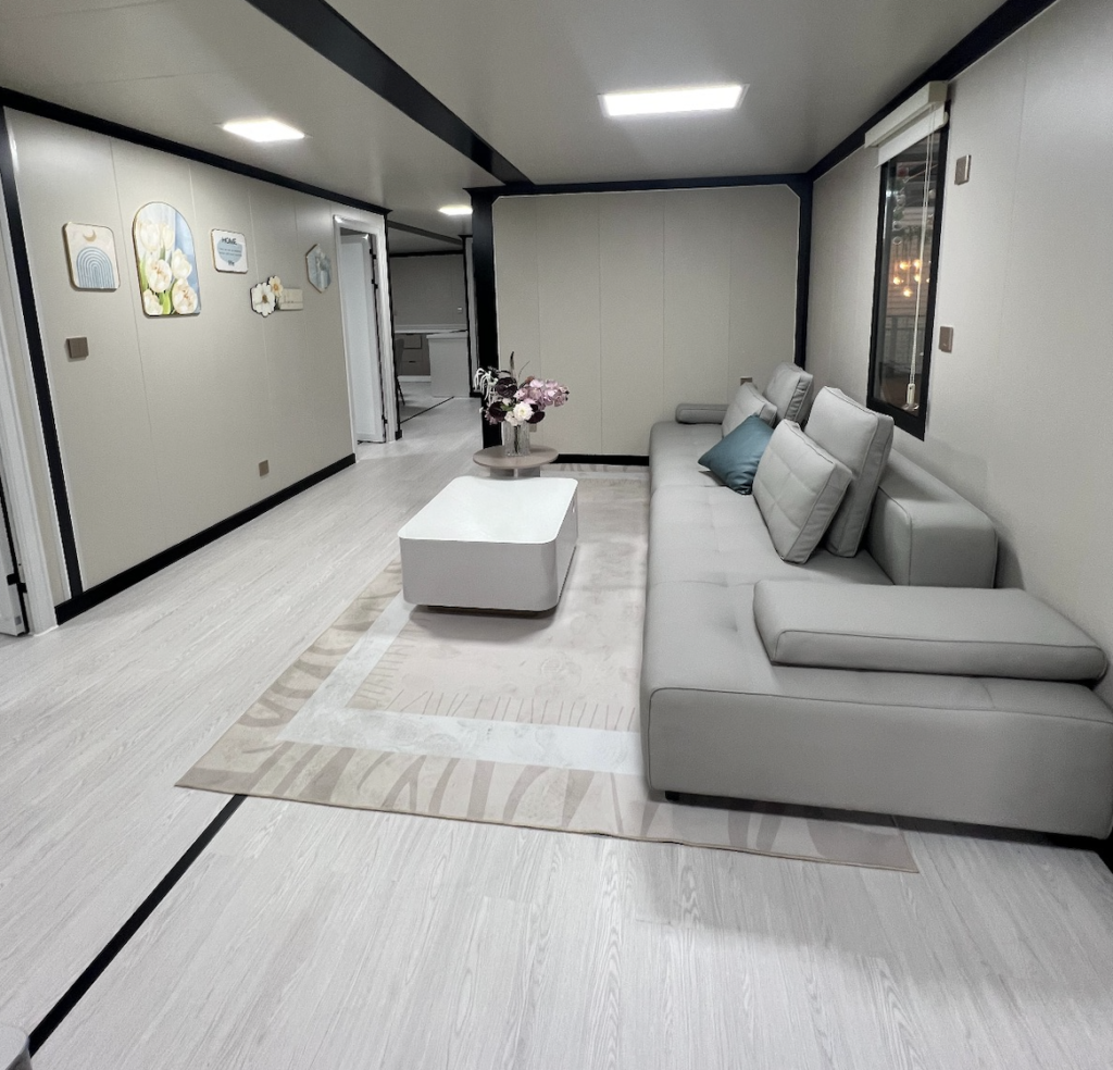 Pod house Lounge Room